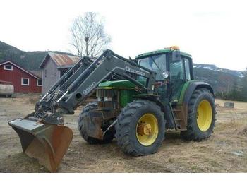 John Deere 6910  - Traktor