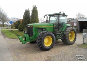 John Deere 8300 - Traktor