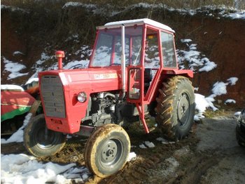 Traktor IMT 560: bilde 1