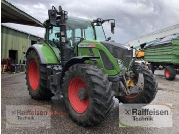 Fendt 724 Vario Profi Plus - Traktor