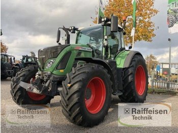Fendt 724 Vario S4 Profi Plus - Traktor