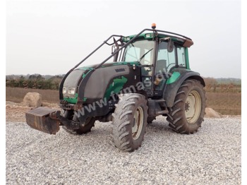 Traktor Valtra M120-4 Speed 40-45 km/h: bilde 1