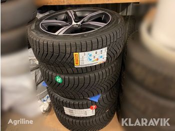 Pirelli Volvo M+S - Dekk og felger