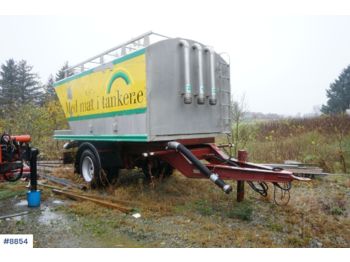 Tipphenger Istrail 1 axle power feed / bulk trailer with tipp, approx 16 m3. Repair object: bilde 1