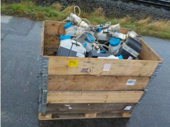  Unused Box of Water Spreaders to suit Bomag - Utstyr